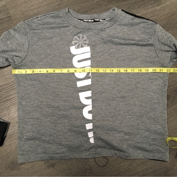 Nike Therma Sphere Icon Clash Women's Long Sleeve Running Top CJ8064-068 Size M - Picture 8 of 12